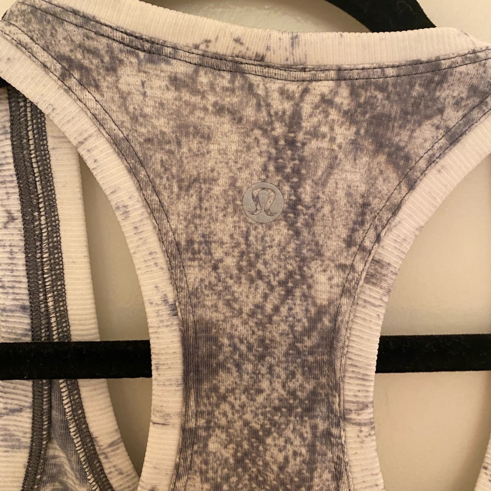 Lululemon Swiftly Tank, Size 4, Multi Dye White/Grey - Picture 3 of 5
